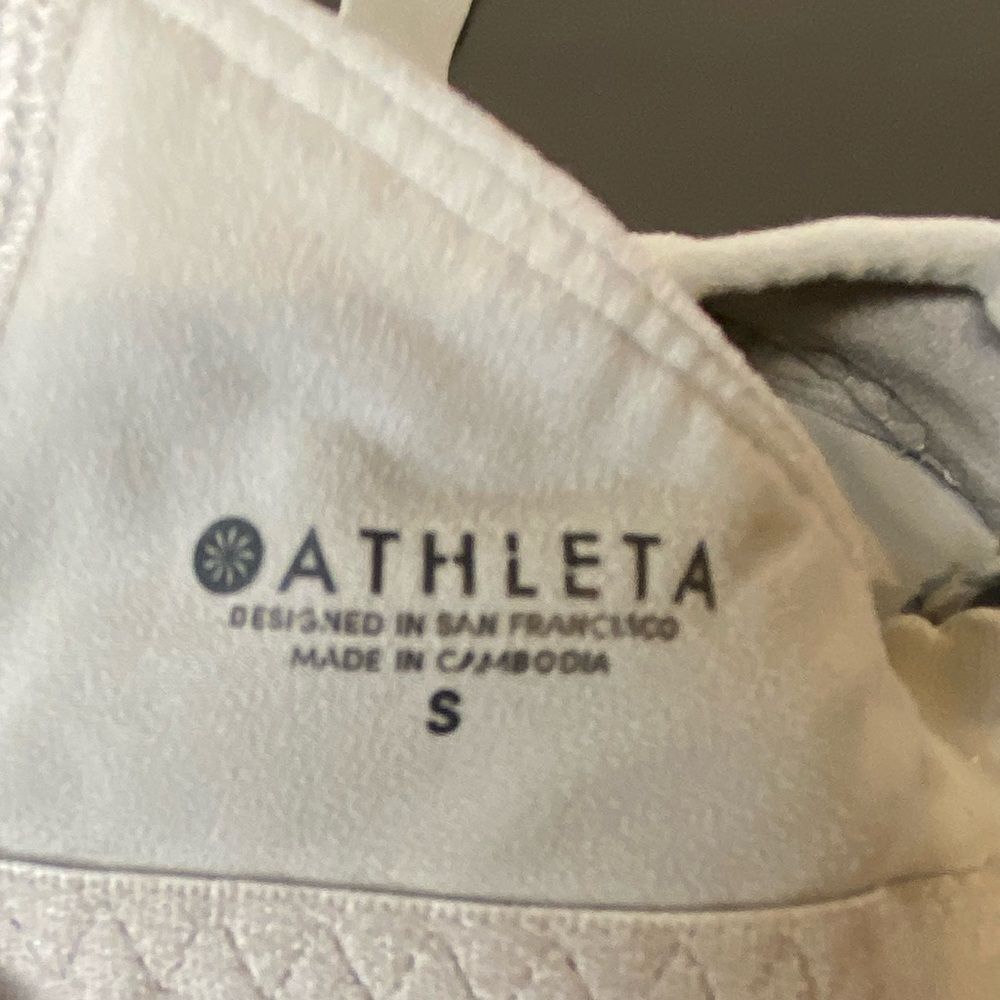 Athleta gray racer back sports bra, size small - Picture 7 of 9